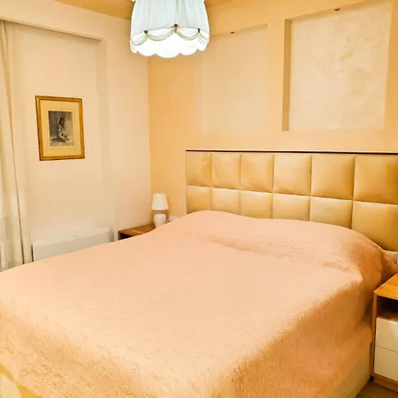 Apartment Centralgem Luxury Apartment