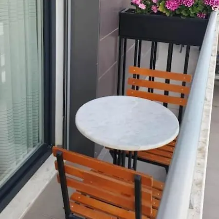 Centralgem Luxury Apartment Tirana